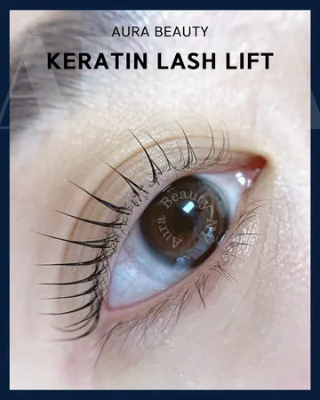 Keratin lash lift side-profile view: even curl from corner to corner.